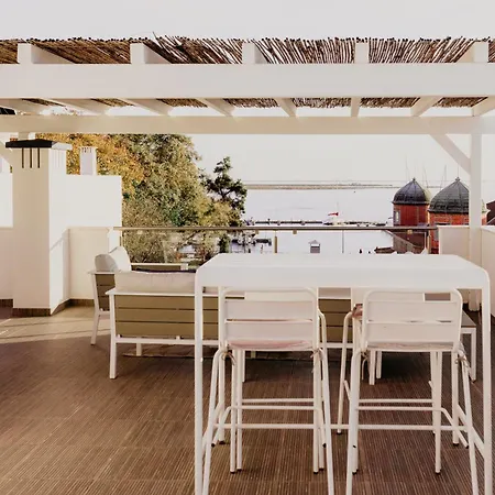 Sol & Ria アパート オリョン